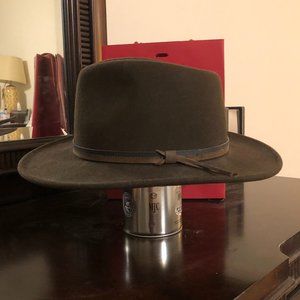 Country Gentleman Olive Green Fedora Size: Medium 